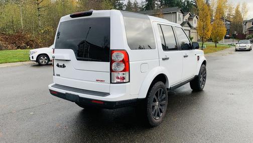 2013 Land Rover LR4 Base