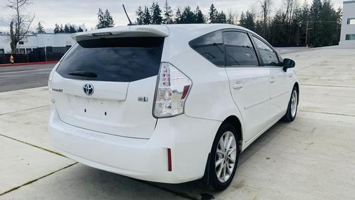 2012 Toyota Prius v Two