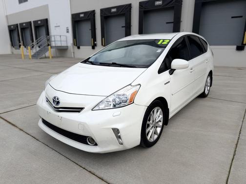 2012 Toyota Prius v Two