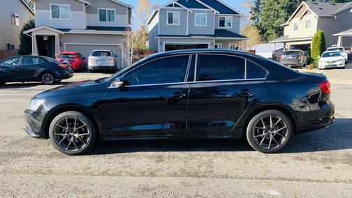 2015 Volkswagen Jetta Auto SE w/Connectivity