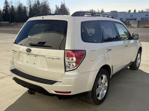 2010 Subaru Forester 2.5 X Premium
