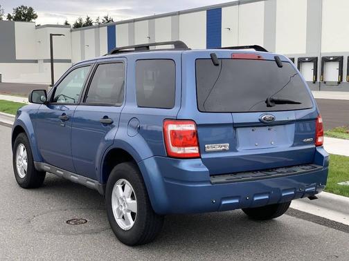 Sport Blue Clearcoat Metallic 2009 Ford Escape XLT