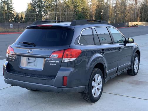 2011 Subaru Outback 2.5 i Premium