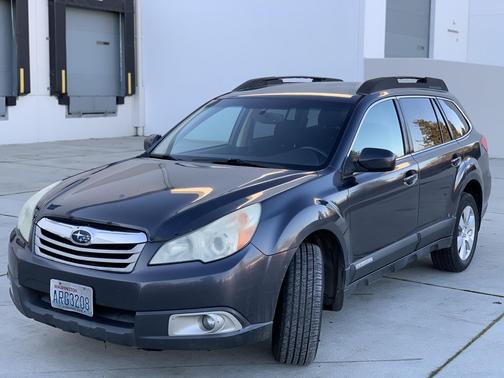2011 Subaru Outback 2.5 i Premium