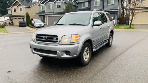 2002 Toyota Sequoia SR5