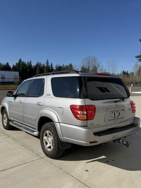 2002 Toyota Sequoia SR5