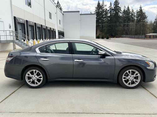 2012 Nissan Maxima SV