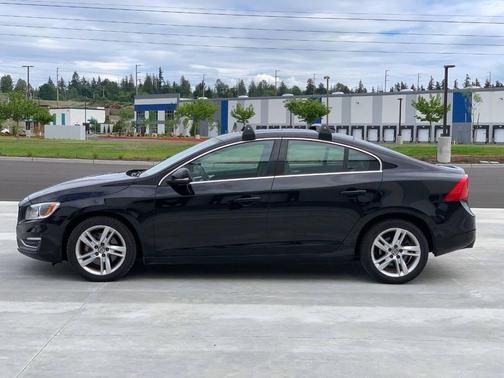 Black Stone 2015 Volvo S60 T5 Platinum