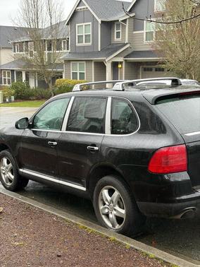 2004 Porsche Cayenne V6