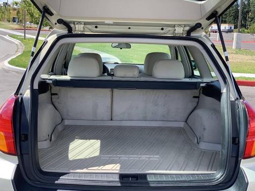 Champagne Gold Opal 2007 Subaru Outback 2.5 i