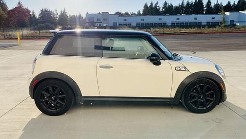 2011 MINI Cooper S Base