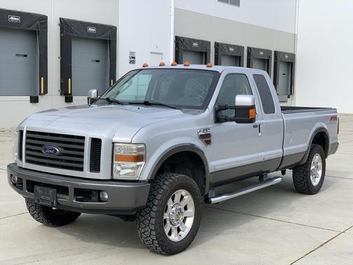 2008 Ford F-250 4WD SuperCab 142 XL