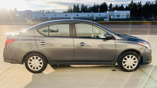 2016 Nissan Versa 1.6 S