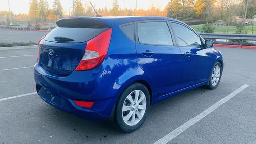 2013 Hyundai Accent SE