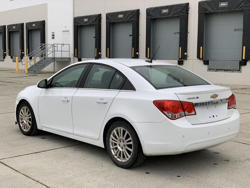 Summit White 2012 Chevrolet Cruze ECO