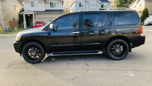 2004 Nissan Pathfinder LE