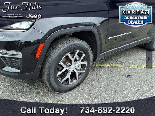 Diamond Black Crystal Pearlcoat 2024 Jeep Grand Cherokee Limited
