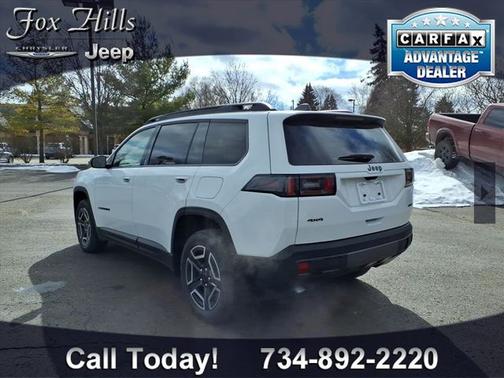 Bright White Clearcoat 2026 Jeep Cherokee Limited