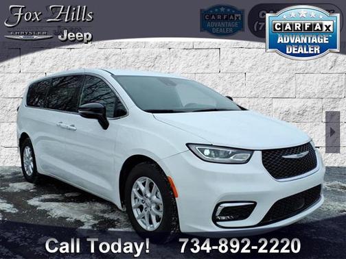 2025 Chrysler Pacifica L