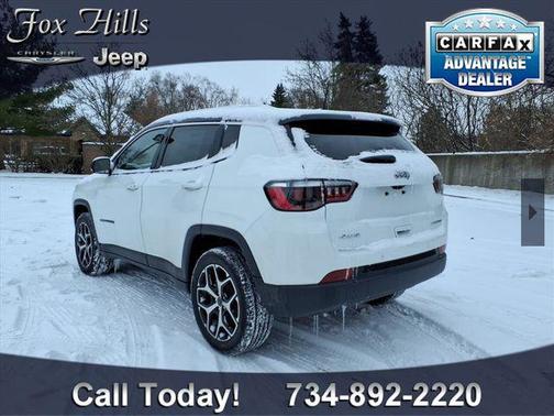 Bright White Clearcoat 2026 Jeep Compass Limited