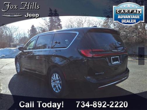 2025 Chrysler Pacifica L