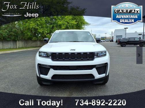Bright White Clearcoat 2026 Jeep Grand Cherokee Limited