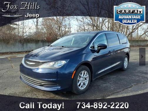 2017 Chrysler Pacifica Touring