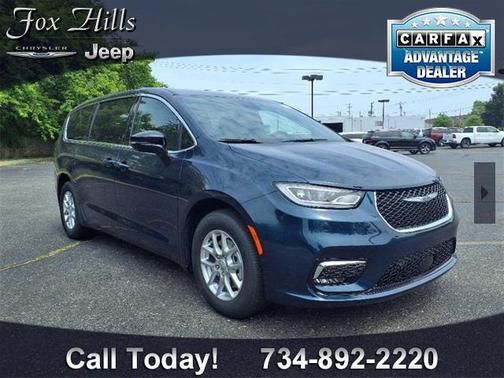 2025 Chrysler Pacifica L