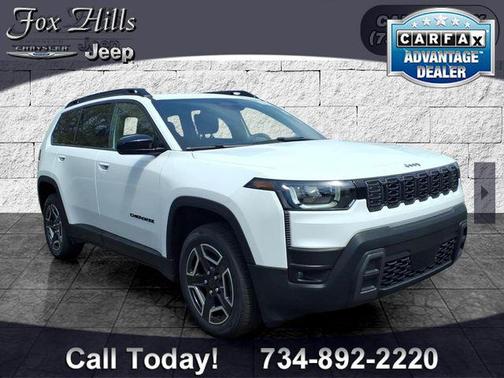 Bright White Clearcoat 2026 Jeep Cherokee Laredo 4x4
