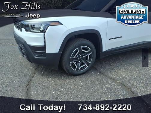 Bright White Clearcoat 2026 Jeep Cherokee Laredo