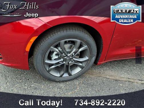 2026 Chrysler Pacifica L