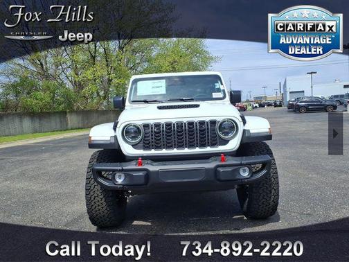 Bright White Clearcoat 2026 Jeep Wrangler Rubicon