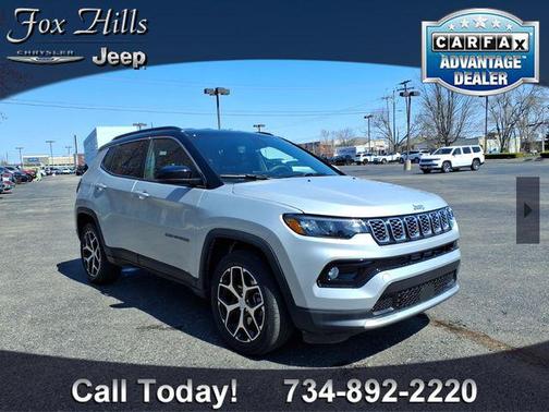 Silver Zynith Metallic Clearcoat 2024 Jeep Compass Limited