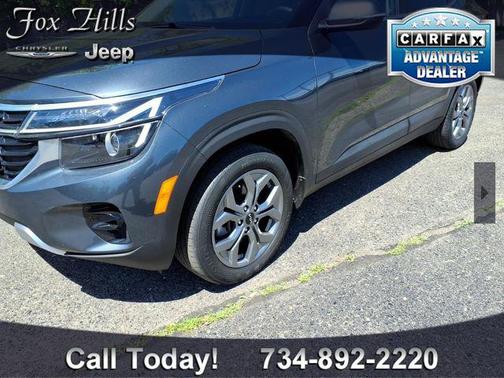 Gravity Gray 2024 Kia Seltos S