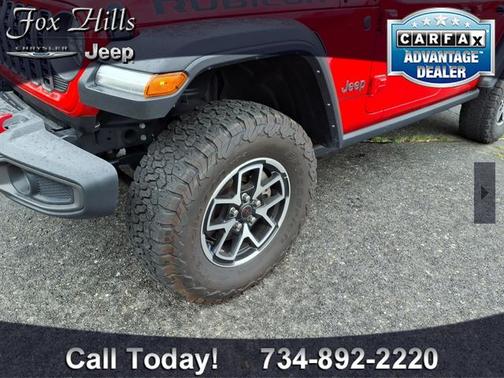 Red Clearcoat 2025 Jeep Wrangler Rubicon