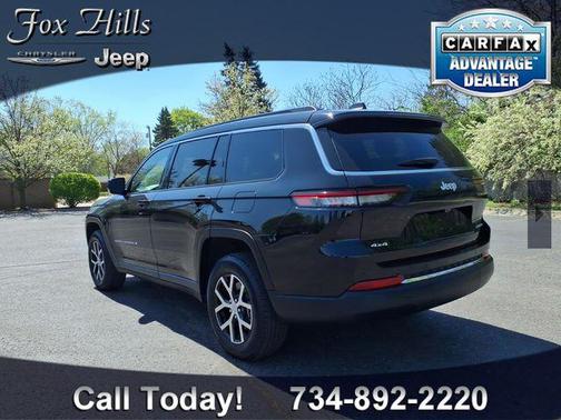 Diamond Black Crystal Pearlcoat 2024 Jeep Grand Cherokee L Limited