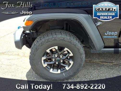Black Clearcoat 2025 Jeep Wrangler 4xe Rubicon