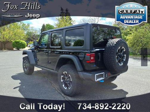 Black Clearcoat 2025 Jeep Wrangler 4xe Rubicon