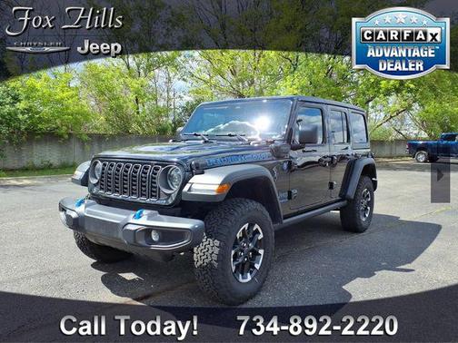 Black Clearcoat 2025 Jeep Wrangler 4xe Rubicon