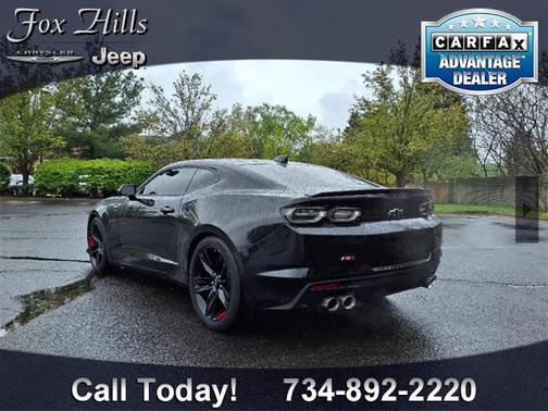 2022 Chevrolet Camaro RWD Coupe LT1