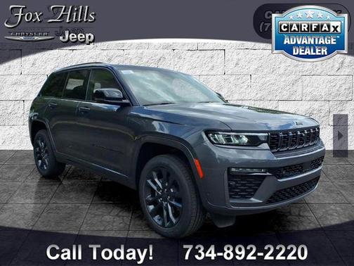 Baltic Gray Metallic Clearcoat 2026 Jeep Grand Cherokee Limited Reserve