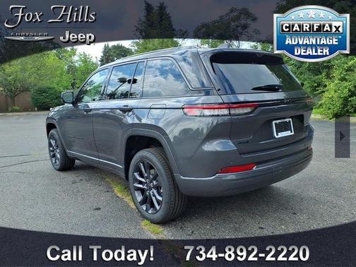 Baltic Gray Metallic Clearcoat 2026 Jeep Grand Cherokee Limited Reserve