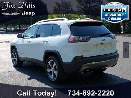 Photo 3 of 48 of 2020 Jeep Cherokee Limited