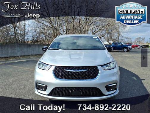 Silver Mist Clearcoat 2026 Chrysler Pacifica L