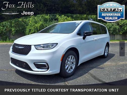 2025 Chrysler Pacifica L