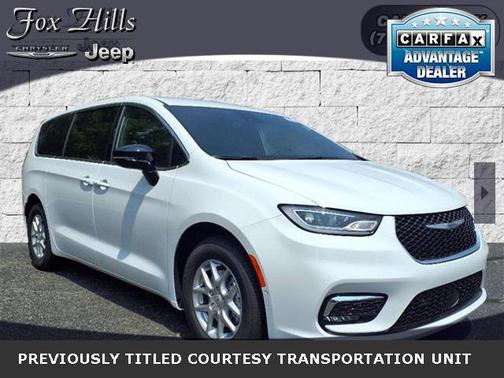 2025 Chrysler Pacifica L