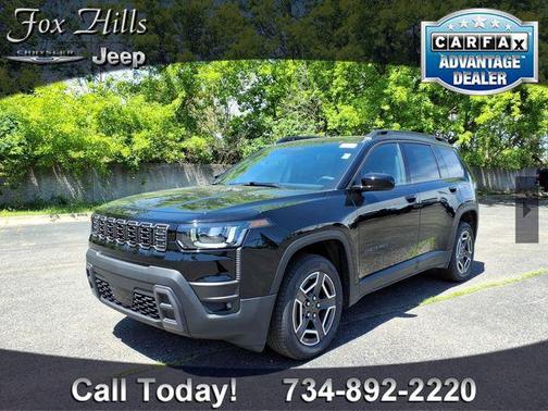 Diamond Black Crystal Pearlcoat 2026 Jeep Cherokee Laredo
