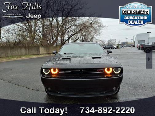 Pitch Black Clearcoat 2018 Dodge Challenger R/T