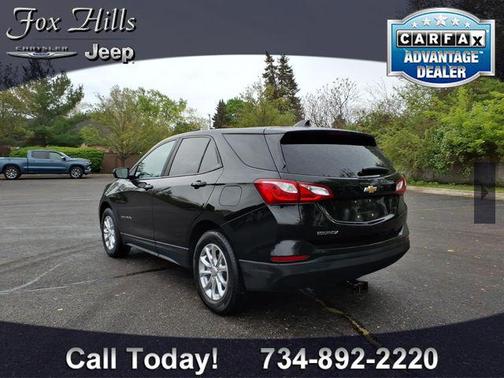 Mosaic Black Metallic 2020 Chevrolet Equinox LS