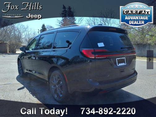 2026 Chrysler Pacifica Limited